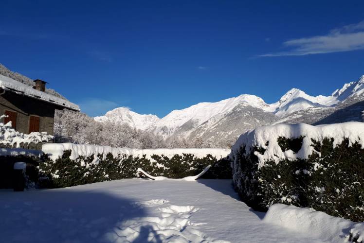 Residence Le Petit Coeur - giardino d'inverno vista Monte-Bianco